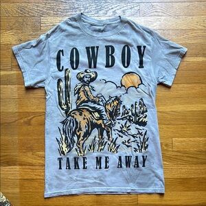 Cowboy Vintage Wash Graphic Tee. S/P. NWOT 🤠🌵